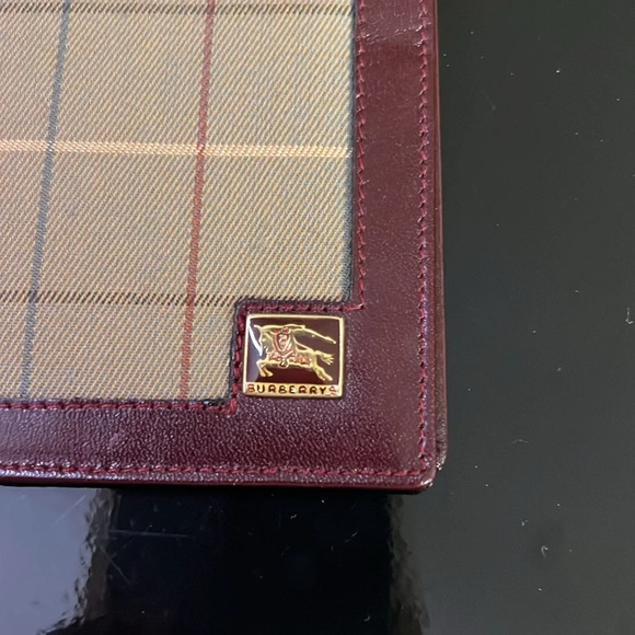 Vintage Burberry fold over wallet - Picture 2 of 9